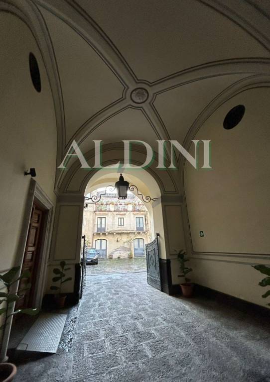 appartamento in vendita a Catania in zona Centro Storico