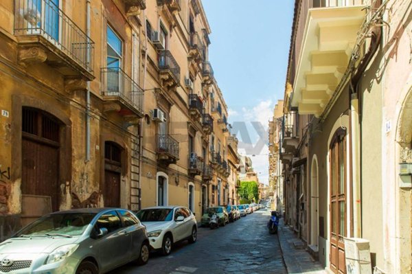 appartamento in vendita a Catania in zona Centro Storico