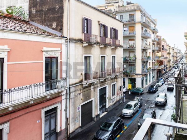 appartamento in vendita a Catania in zona Picanello