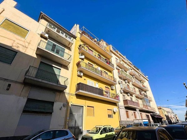 appartamento in vendita a Catania in zona Picanello