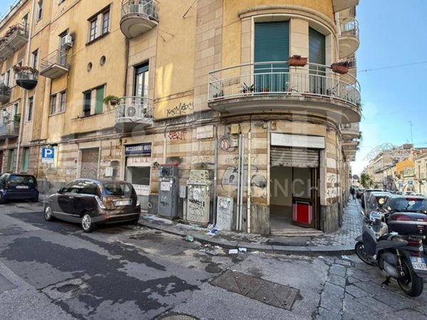 negozio in vendita a Catania