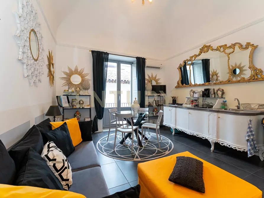 appartamento in vendita a Catania in zona Centro Storico