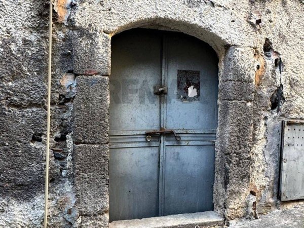 casa indipendente in vendita a Catania in zona Centro Storico