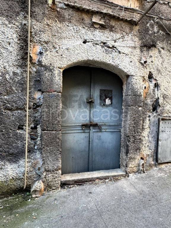 casa indipendente in vendita a Catania in zona Centro Storico