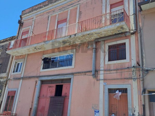 appartamento in vendita a Catania in zona Centro Storico