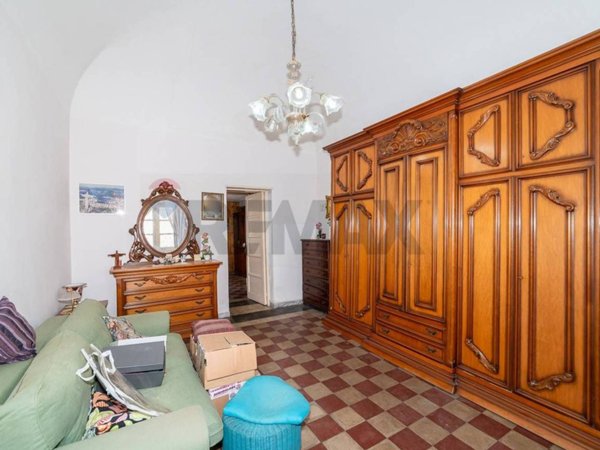 casa indipendente in vendita a Catania in zona Centro Storico