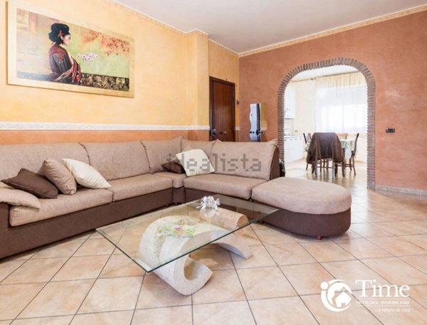 appartamento in vendita a Catania in zona Villaggio Sant'Agata