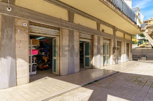 negozio in vendita a Catania