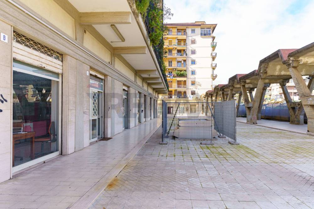 locale commerciale in vendita a Catania in zona Centro Storico
