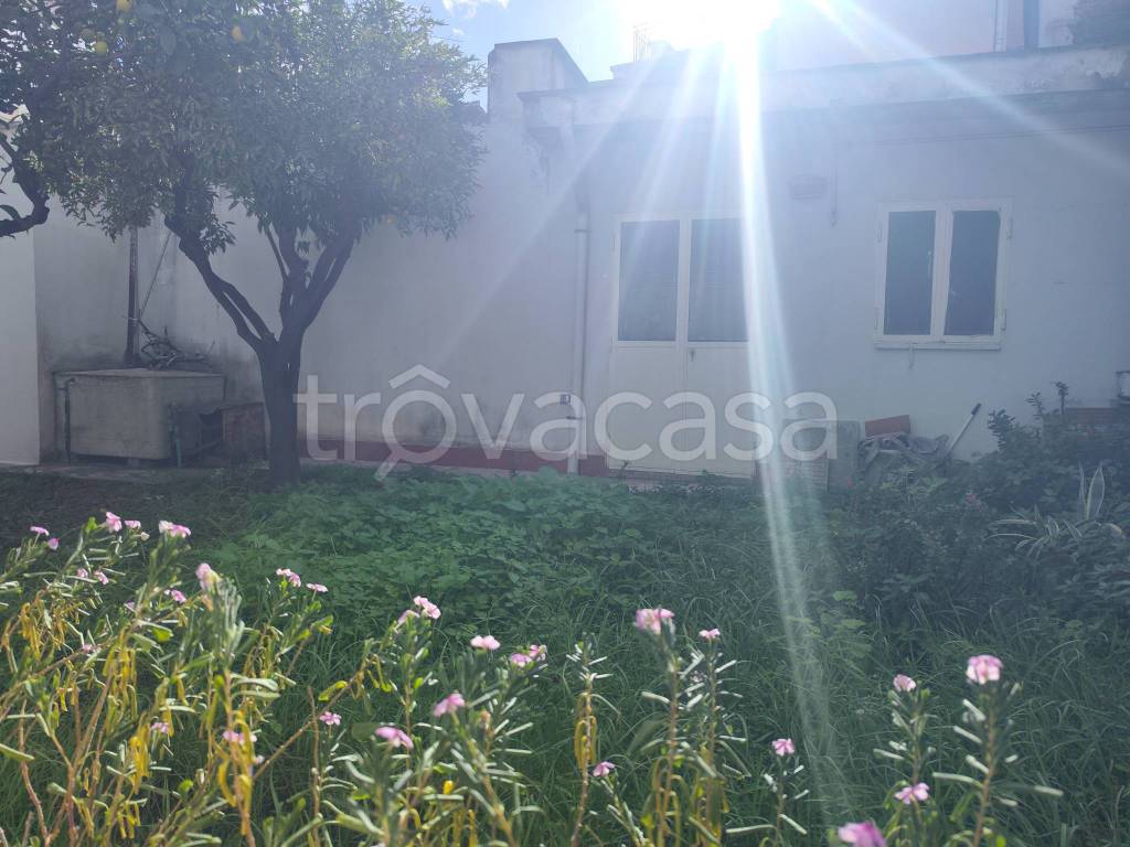 casa indipendente in vendita a Catania