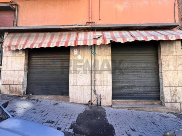 locale commerciale in vendita a Catania in zona Cibali