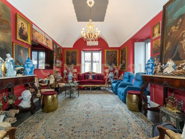 appartamento in vendita a Catania in zona Centro Storico