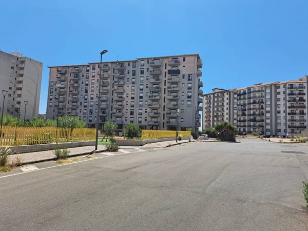 appartamento in vendita a Catania in zona Villaggio Sant'Agata