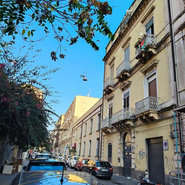 appartamento in vendita a Catania in zona Centro Storico