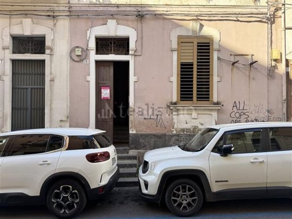 quadrivano in vendita a Catania