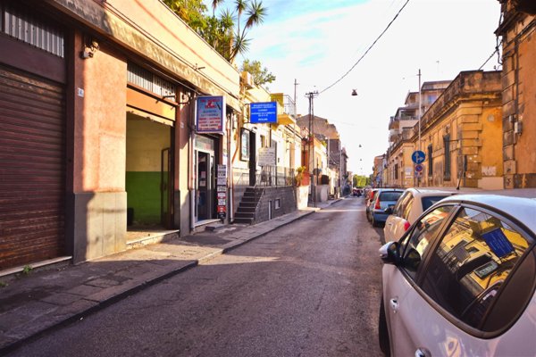 negozio in vendita a Catania in zona Cibali