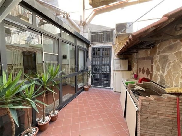 casa semindipendente in vendita a Catania