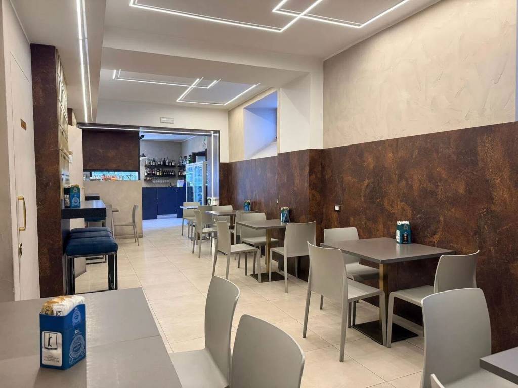 negozio in vendita a Catania in zona Centro Storico