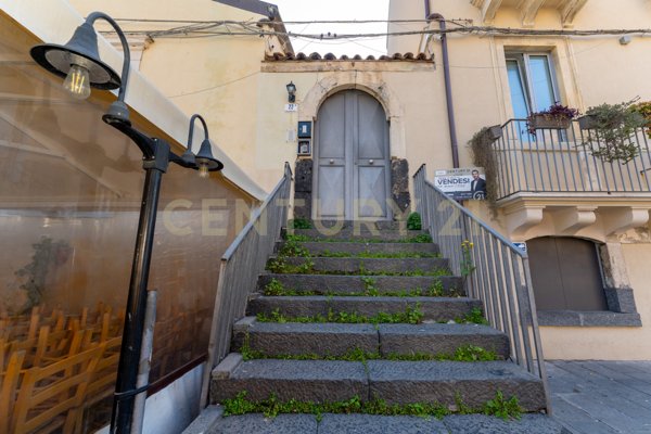 appartamento in vendita a Catania in zona Centro Storico