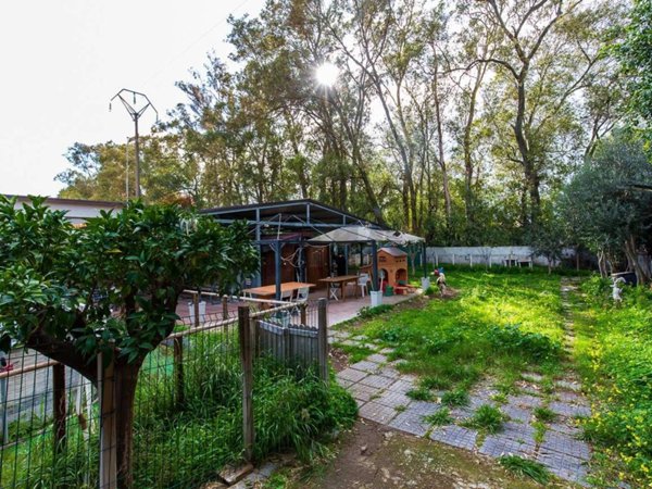 appartamento in vendita a Catania in zona Fontanarossa