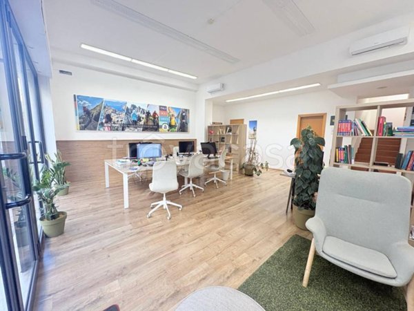 negozio in vendita a Catania