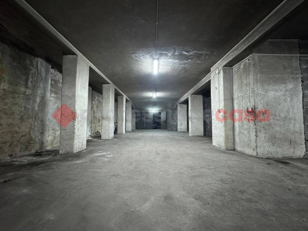 locale commerciale in vendita a Catania in zona Picanello