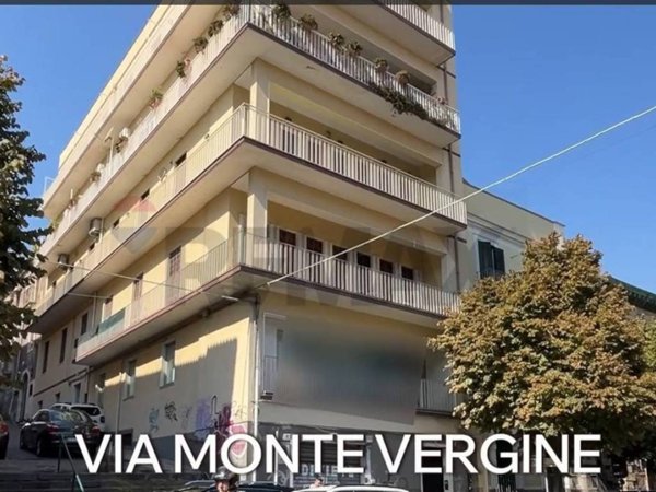 locale commerciale in vendita a Catania in zona Centro Storico