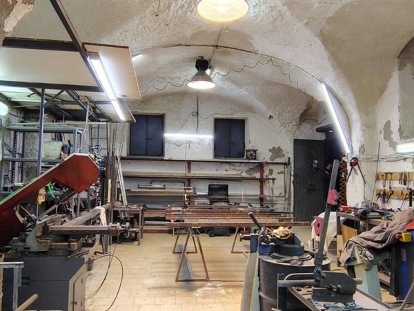 locale commerciale in vendita a Catania in zona Centro Storico