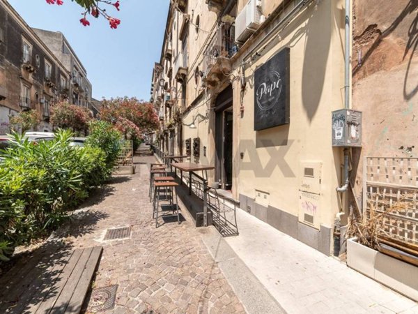 negozio in vendita a Catania in zona Centro Storico