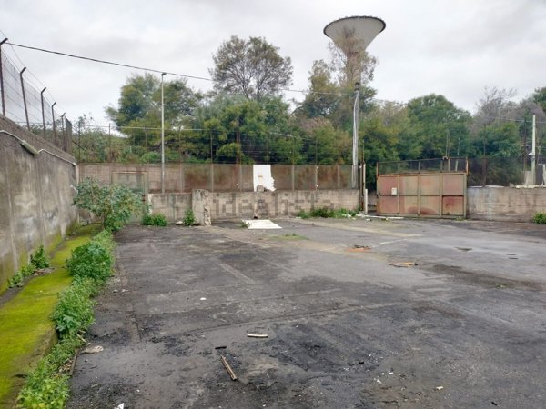 capannone in vendita a Catania in zona Centro Storico