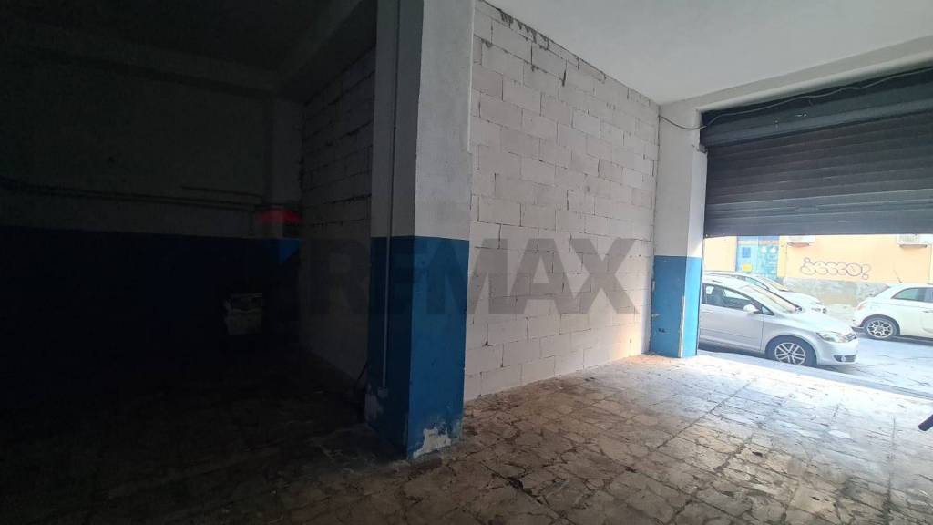 negozio in vendita a Catania in zona Centro Storico