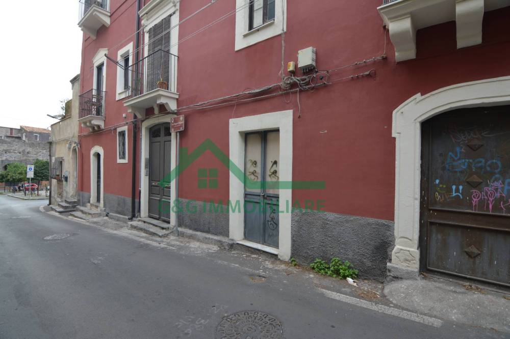 appartamento in vendita a Catania in zona Centro Storico