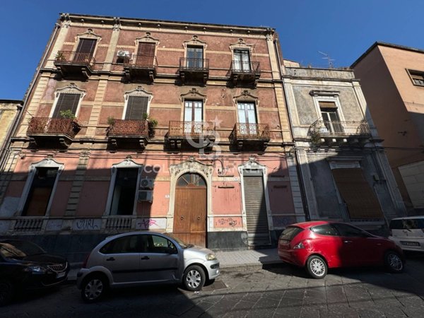 appartamento in vendita a Catania in zona Centro Storico