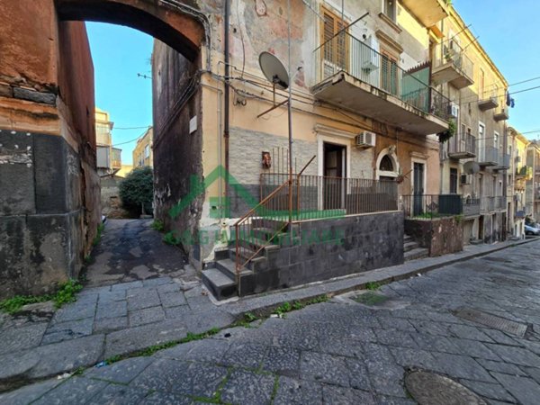 casa indipendente in vendita a Catania in zona Centro Storico