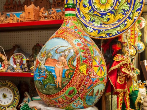 negozio in vendita a Catania in zona Centro Storico