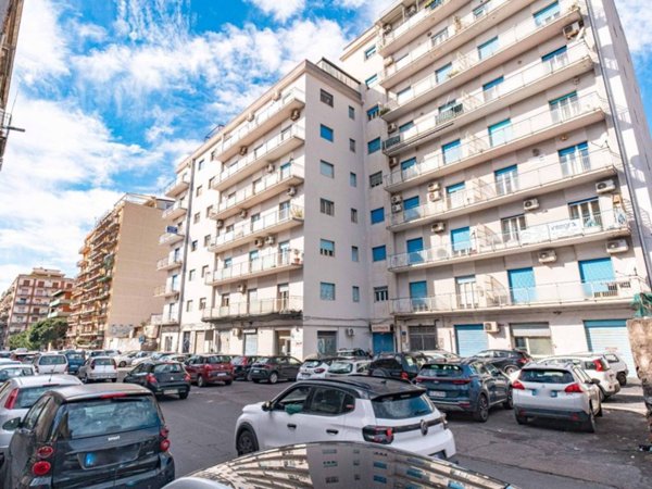 appartamento in vendita a Catania in zona Picanello