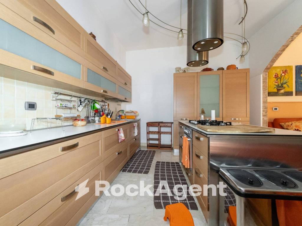 casa indipendente in vendita a Catania in zona Centro Storico