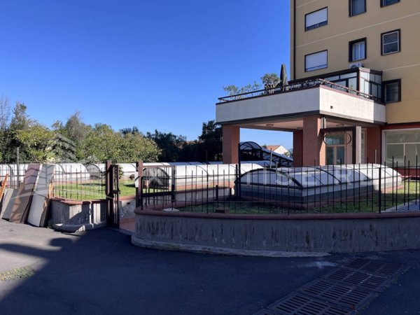 negozio in vendita a Catania in zona Librino