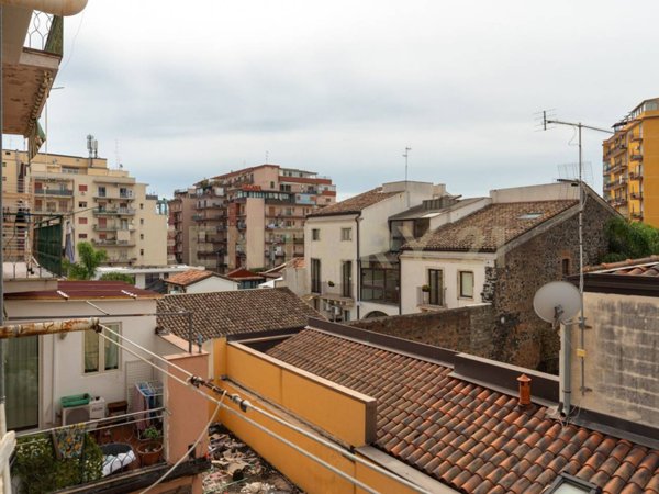 appartamento in vendita a Catania in zona Picanello