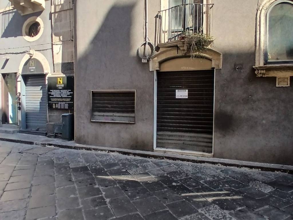 negozio in vendita a Catania in zona Centro Storico