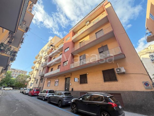 casa indipendente in vendita a Catania