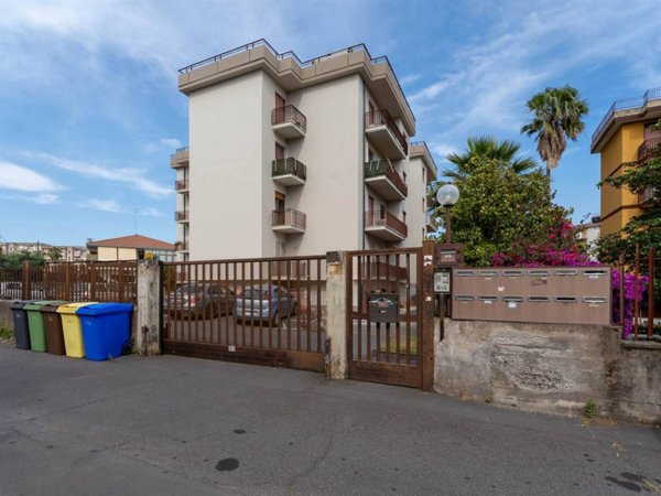 appartamento in vendita a Catania in zona Trappeto