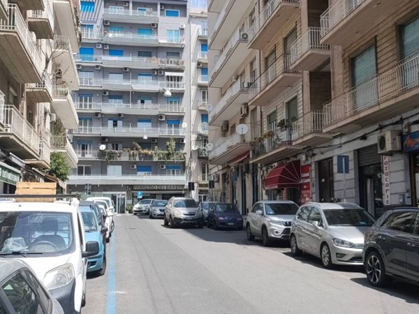 negozio in vendita a Catania in zona Picanello