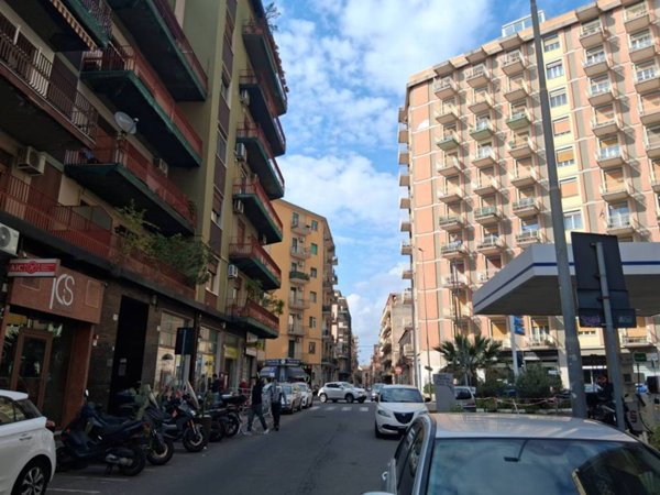 negozio in vendita a Catania in zona Picanello