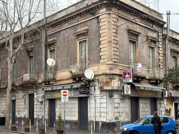 casa indipendente in vendita a Catania in zona Centro Storico