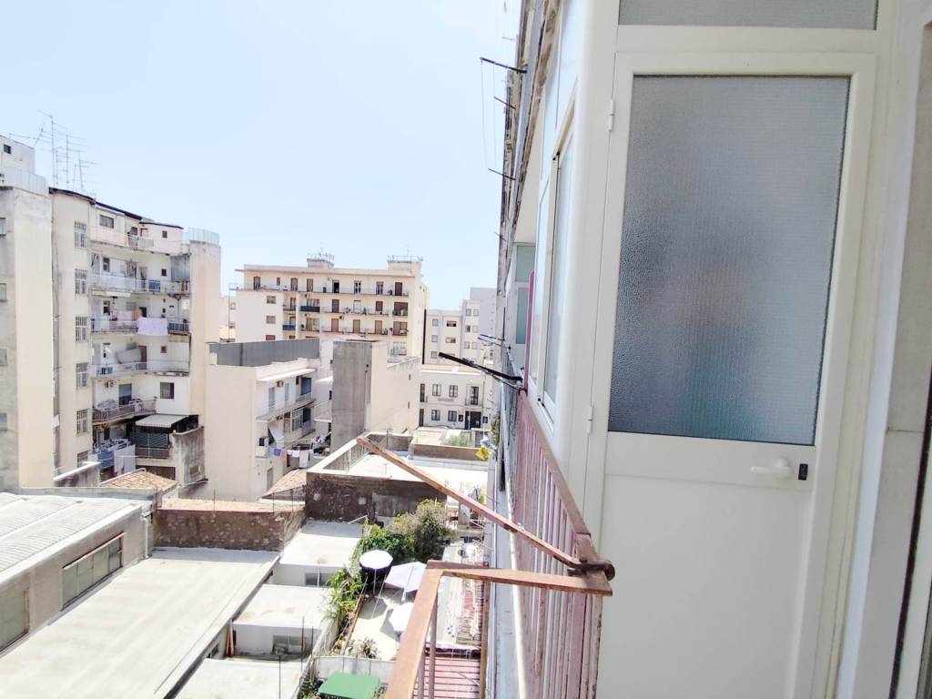 appartamento in vendita a Catania in zona Picanello