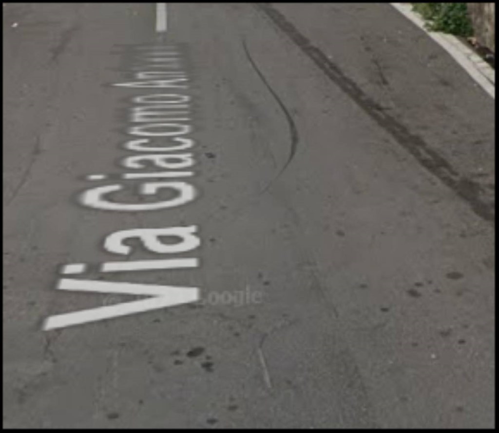 locale commerciale in vendita a Catania in zona Centro Storico