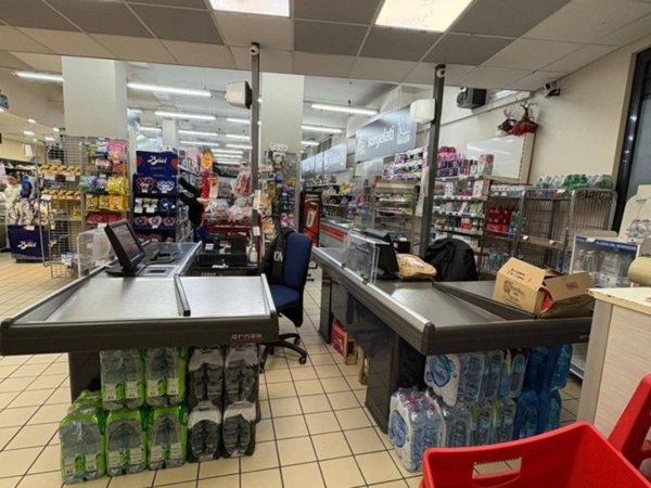 negozio in vendita a Catania in zona Cibali