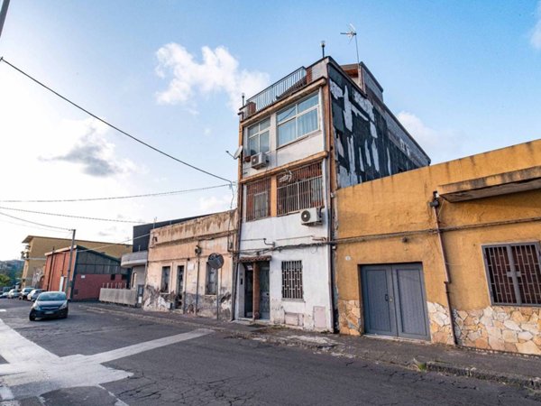 appartamento in vendita a Catania in zona San Leone