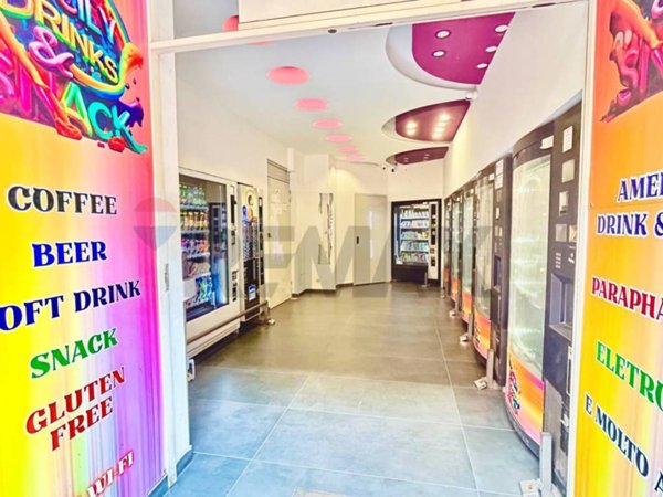 locale commerciale in vendita a Catania in zona Centro Storico